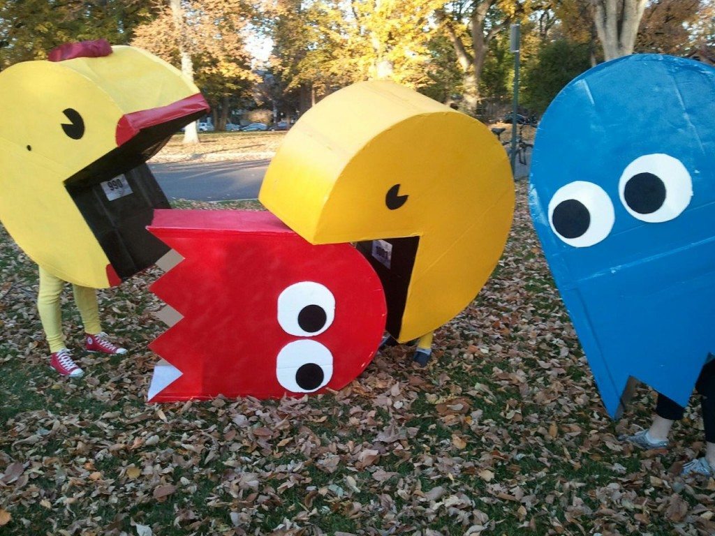 Pac-Man and Ms. Pac-Man and Ghosts Nerdy Halloween Costume